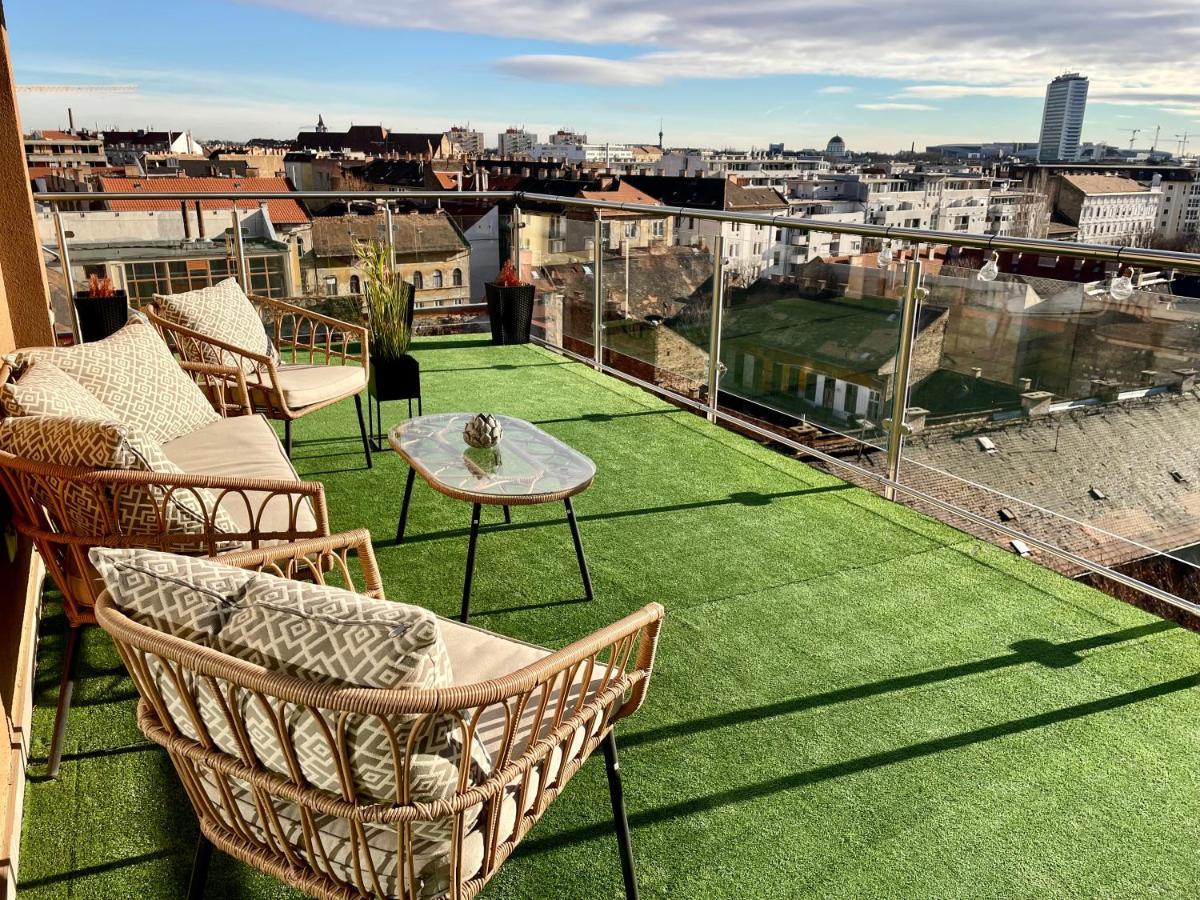 Downtown Penthouse * Boedapest